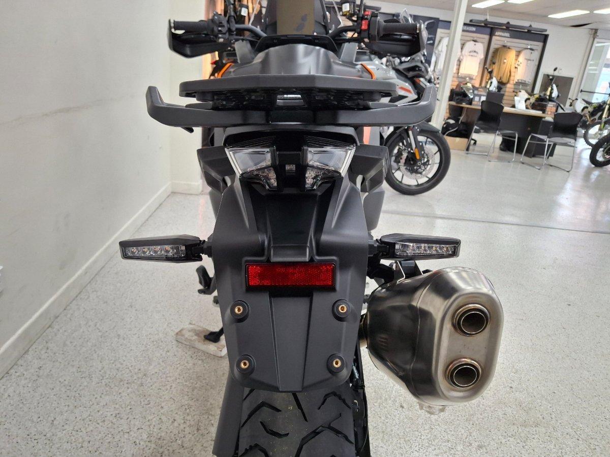 2026 KTM 1390 SUPER ADVENTURE S DUAL SPORTS