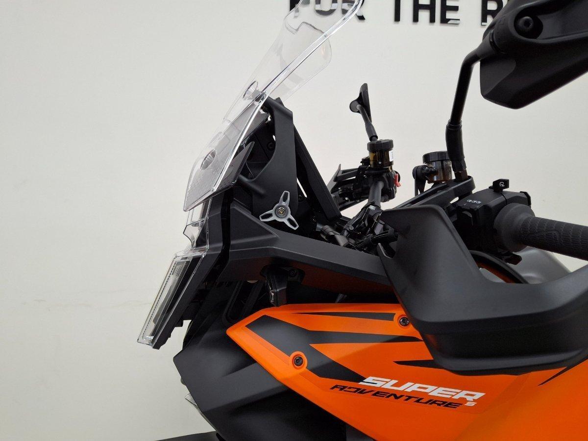 2026 KTM 1390 SUPER ADVENTURE S DUAL SPORTS