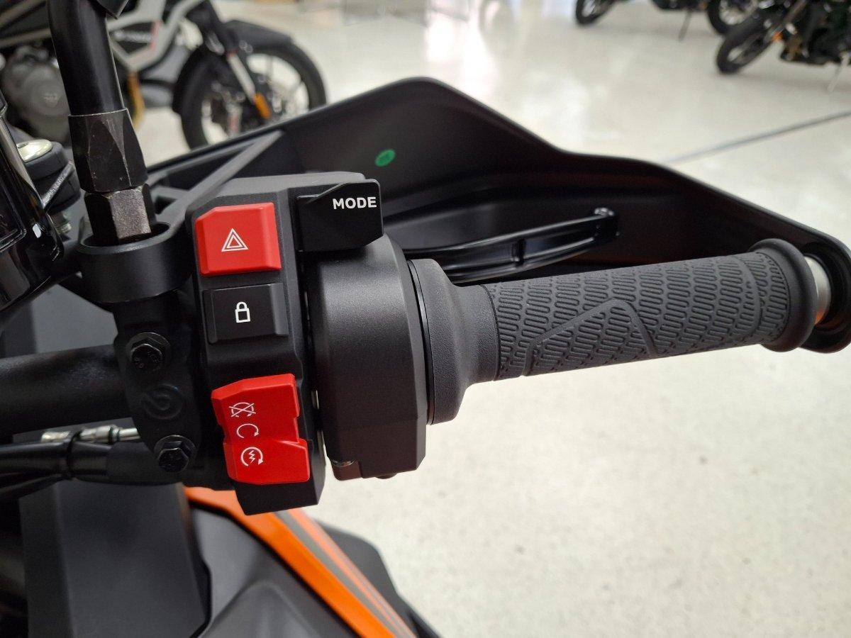 2026 KTM 1390 SUPER ADVENTURE S DUAL SPORTS