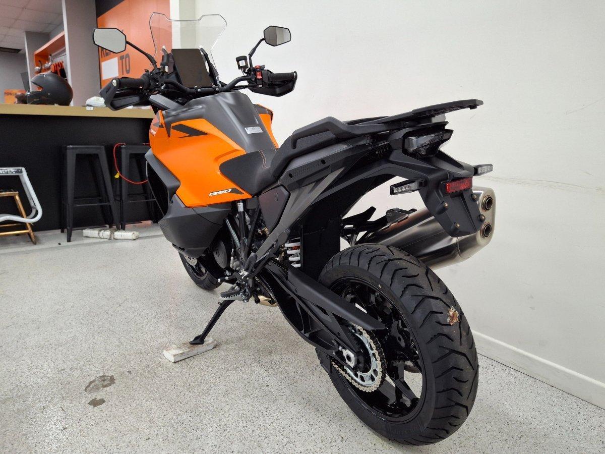 2026 KTM 1390 SUPER ADVENTURE S DUAL SPORTS