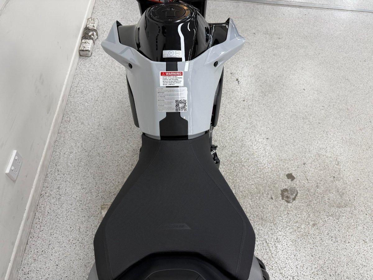 2024 KTM 790 DUKE ROAD