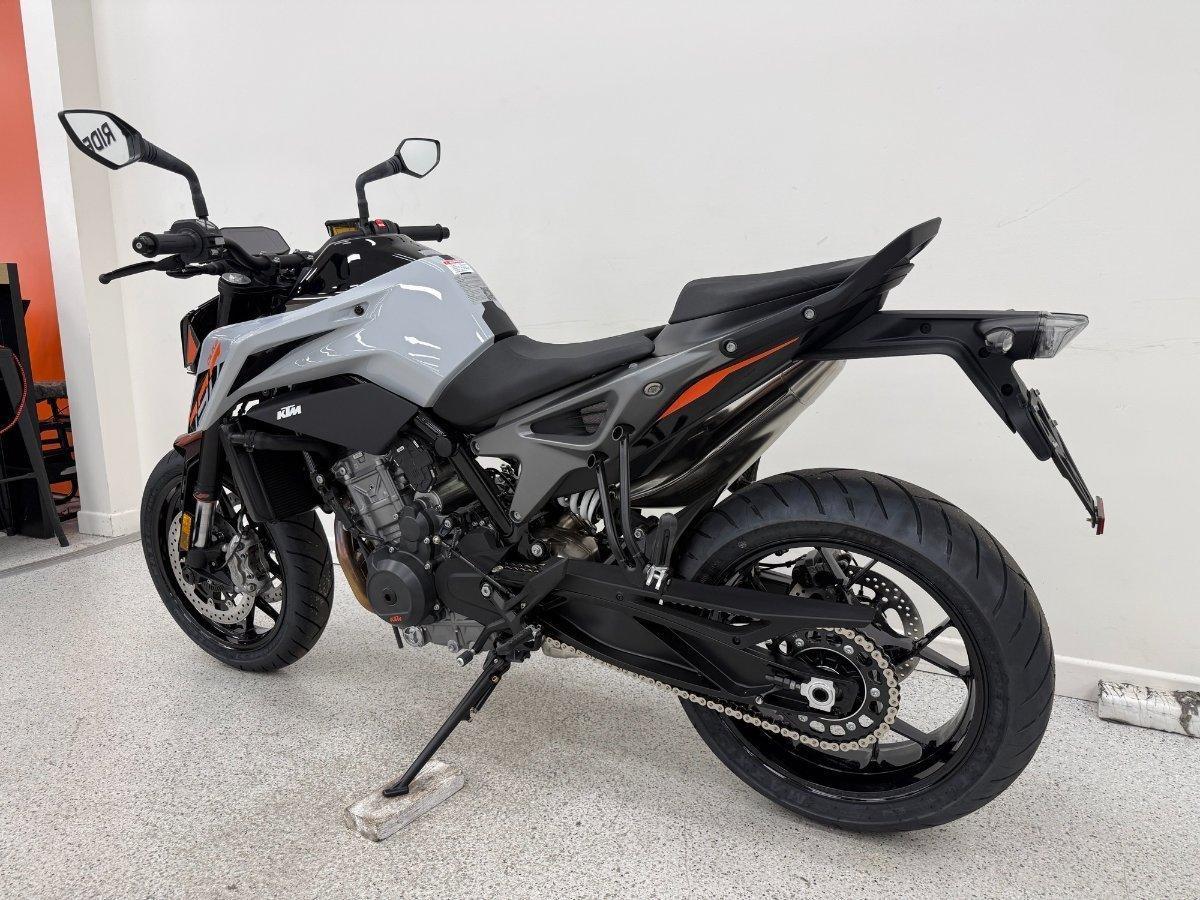 2024 KTM 790 DUKE ROAD