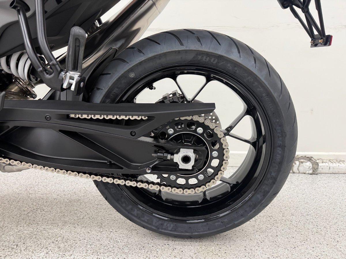 2024 KTM 790 DUKE ROAD