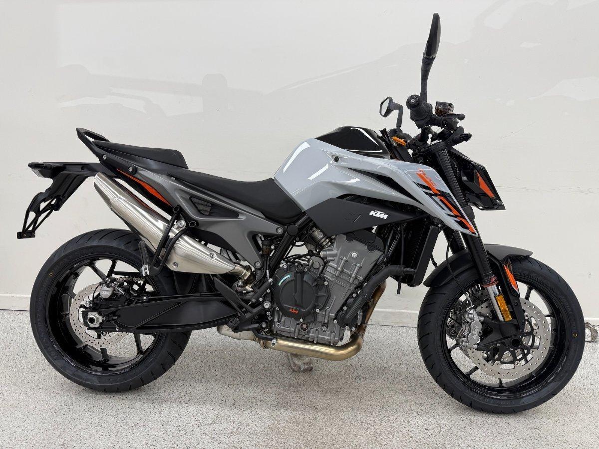 2024 KTM 790 DUKE ROAD