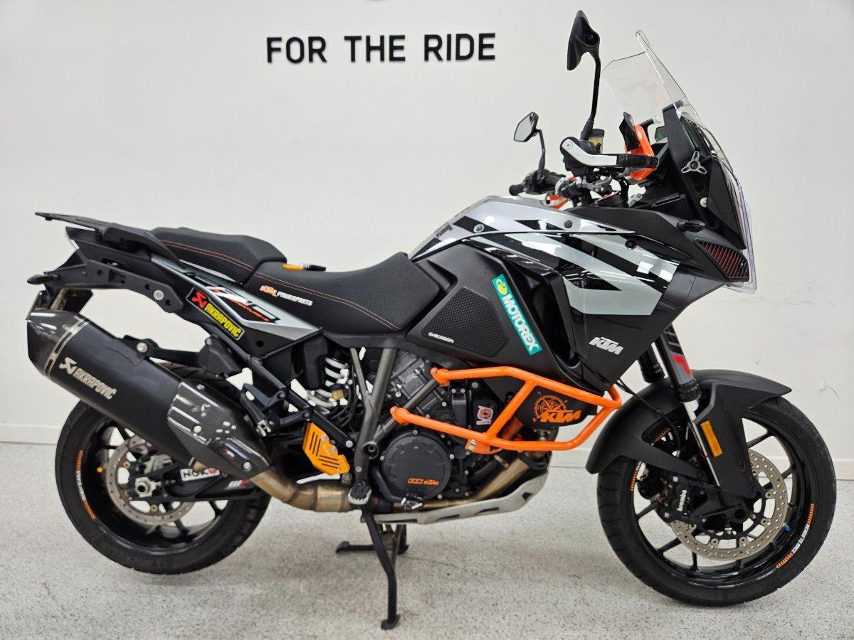 2020 KTM SUPER ADVENTURE S DUAL SPORTS