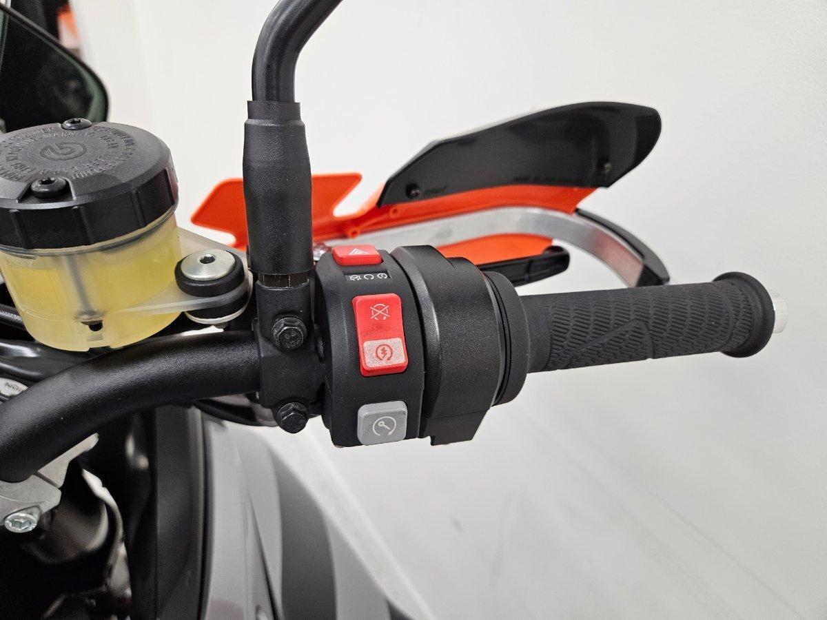 2020 KTM SUPER ADVENTURE S DUAL SPORTS