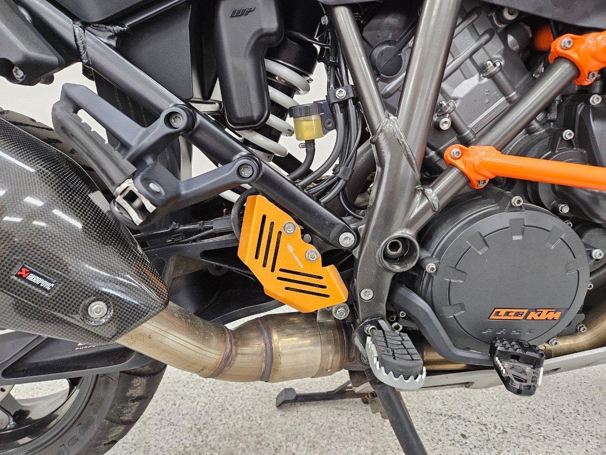 2020 KTM SUPER ADVENTURE S DUAL SPORTS