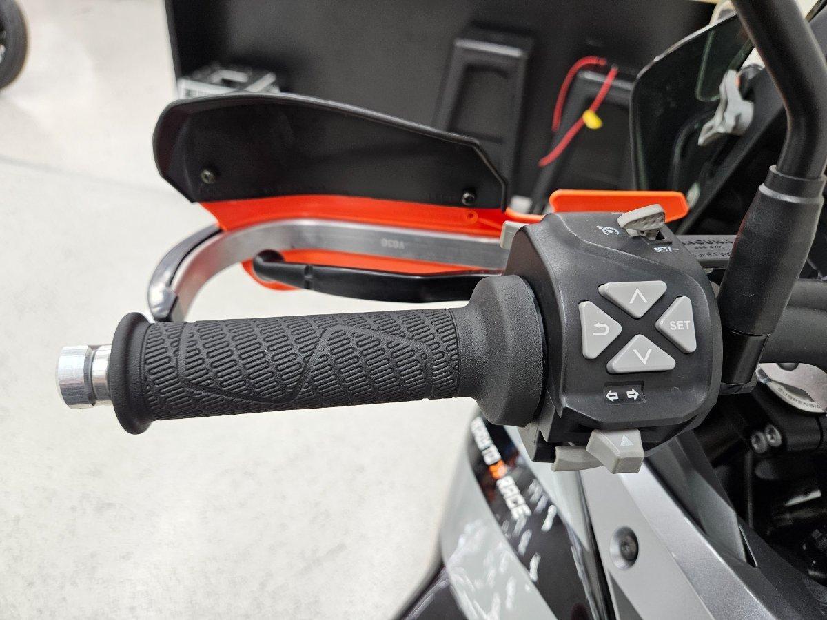 2020 KTM SUPER ADVENTURE S DUAL SPORTS