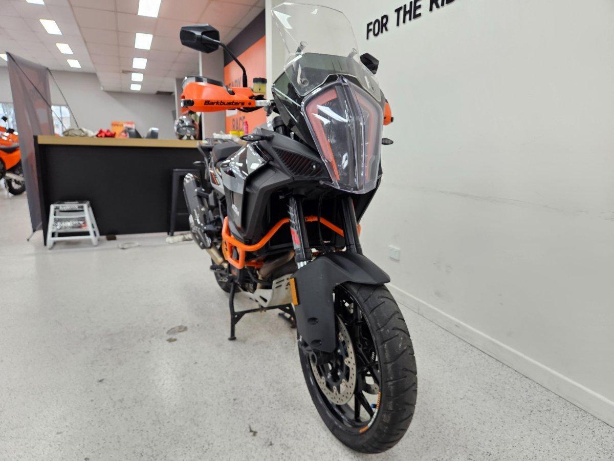 2020 KTM SUPER ADVENTURE S DUAL SPORTS