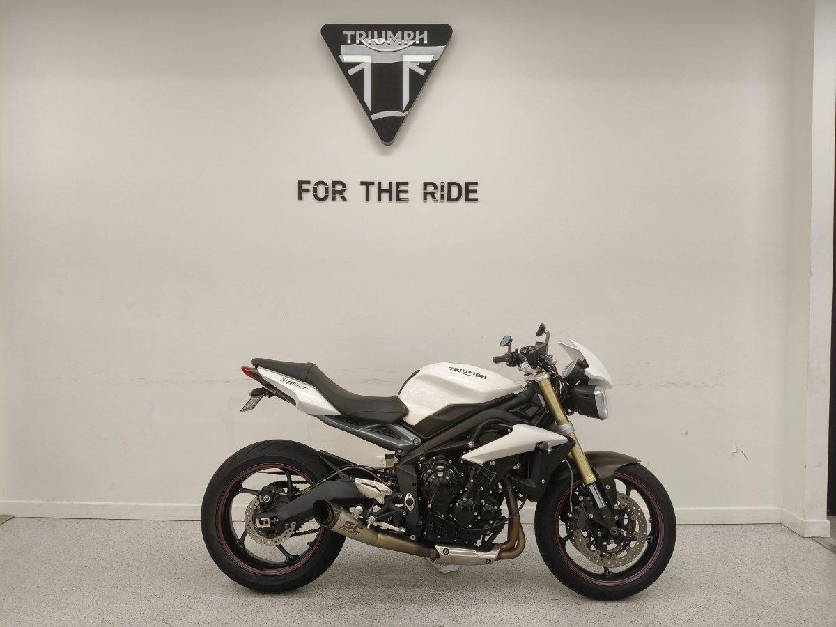 2016 TRIUMPH STREET TRIPLE ROAD