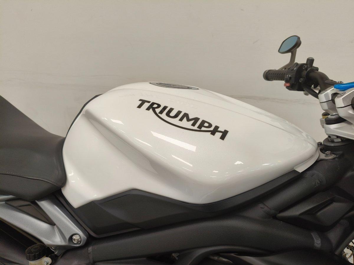 2016 TRIUMPH STREET TRIPLE ROAD