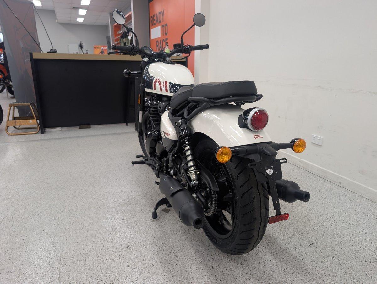 2026 ROYAL ENFIELD SHOTGUN 650 ROAD