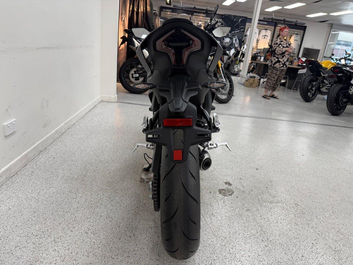 2026 CF MOTO 450 SR ABS ROAD