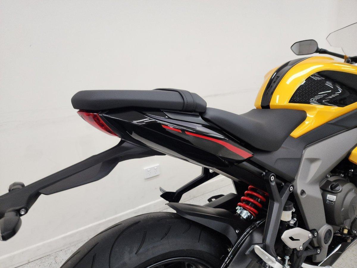 2026 TRIUMPH DAYTONA 660 ROAD
