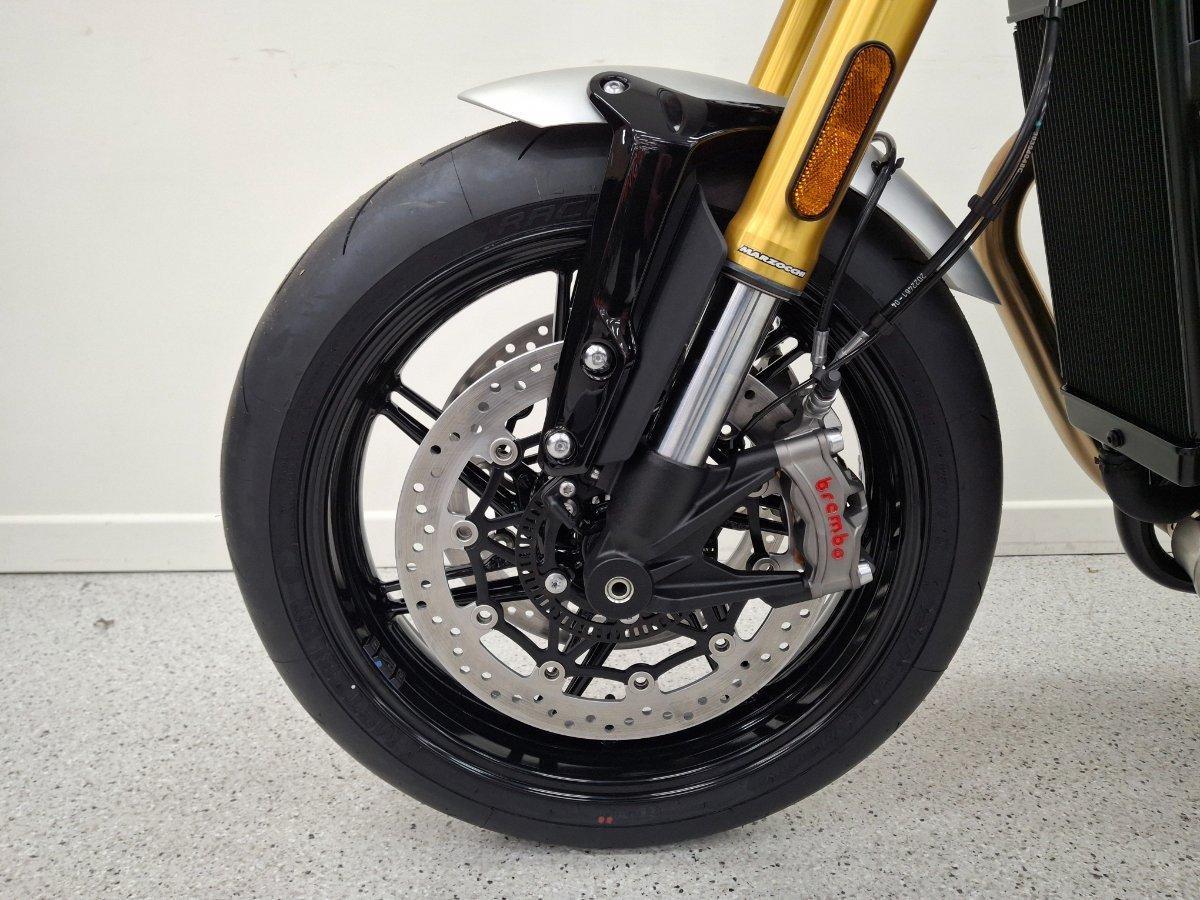 2025 TRIUMPH BONNEVILLE SPEED TWIN 1200 RS ROAD