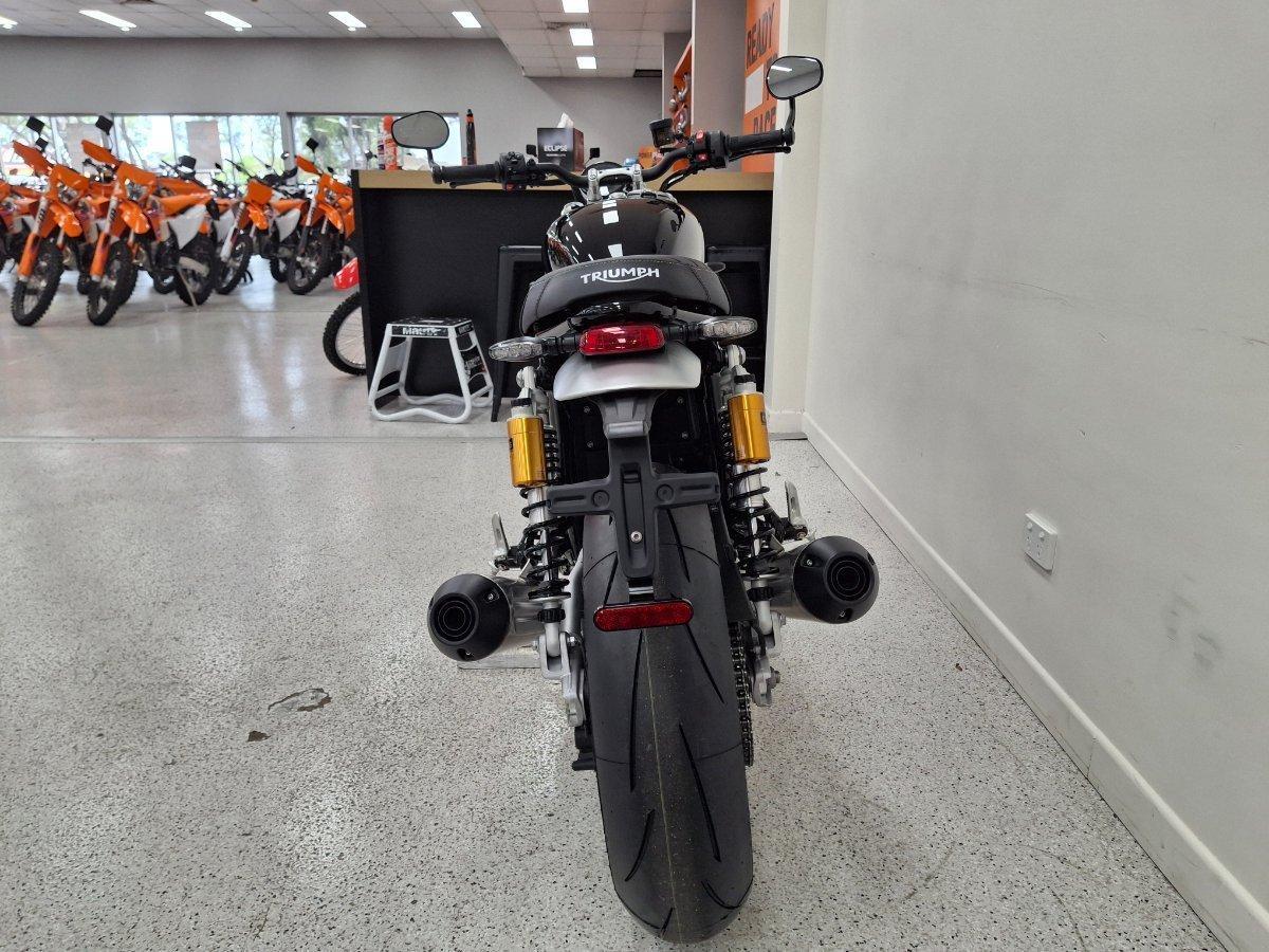 2025 TRIUMPH BONNEVILLE SPEED TWIN 1200 RS ROAD