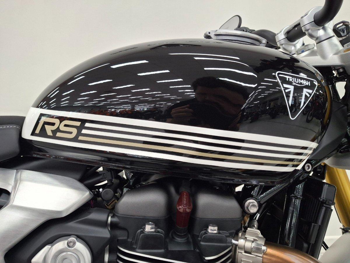 2025 TRIUMPH BONNEVILLE SPEED TWIN 1200 RS ROAD