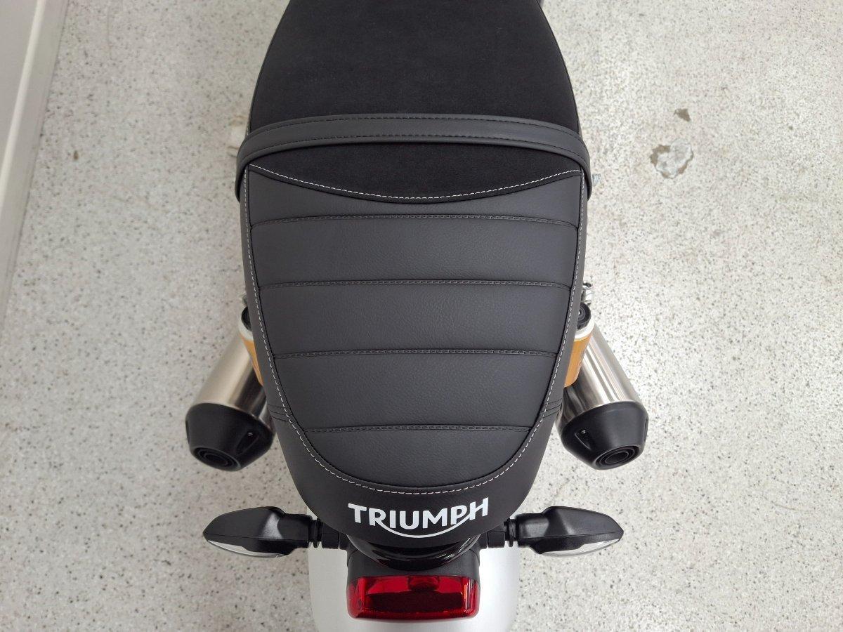 2025 TRIUMPH BONNEVILLE SPEED TWIN 1200 RS ROAD