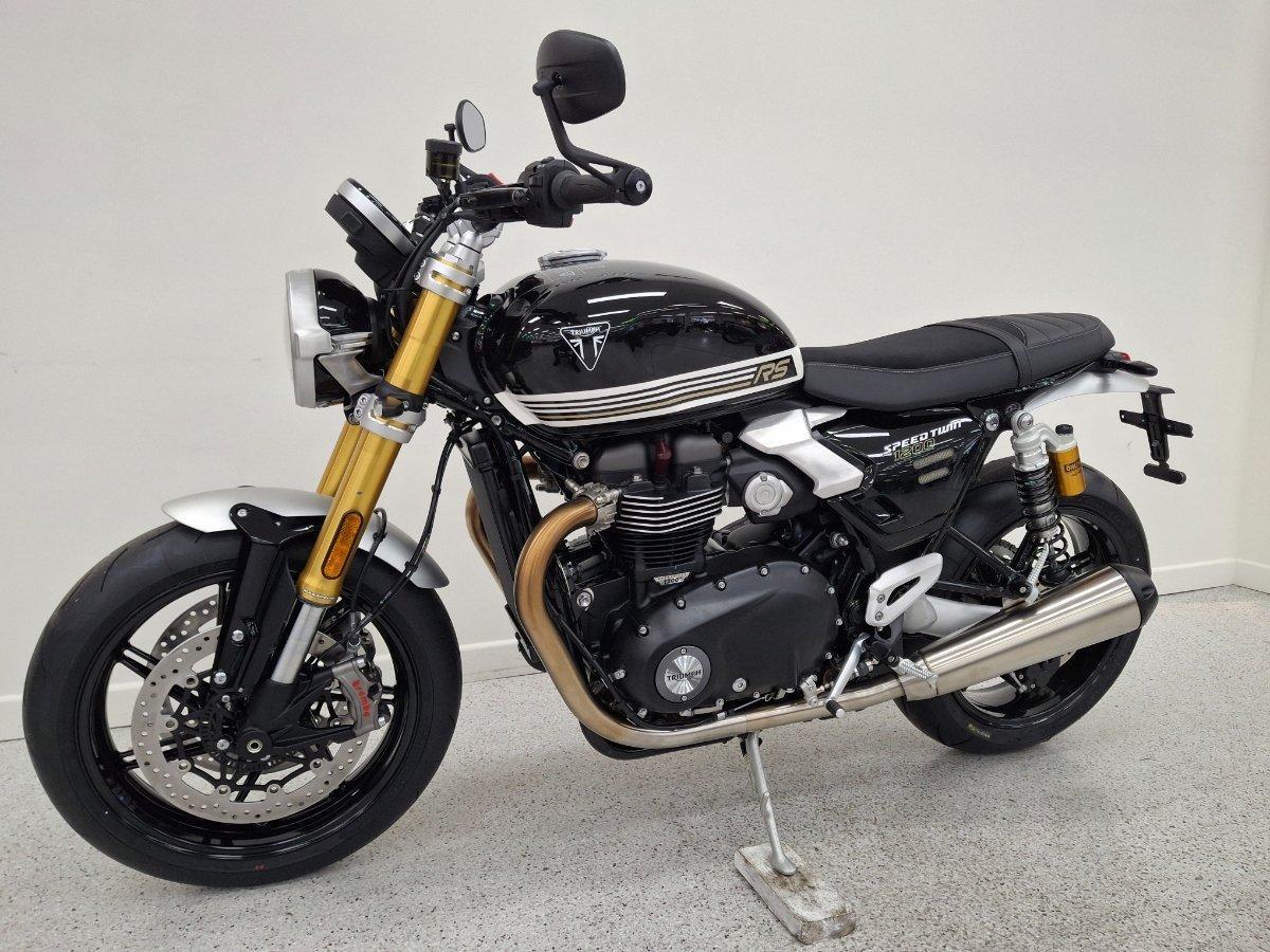 2025 TRIUMPH BONNEVILLE SPEED TWIN 1200 RS ROAD