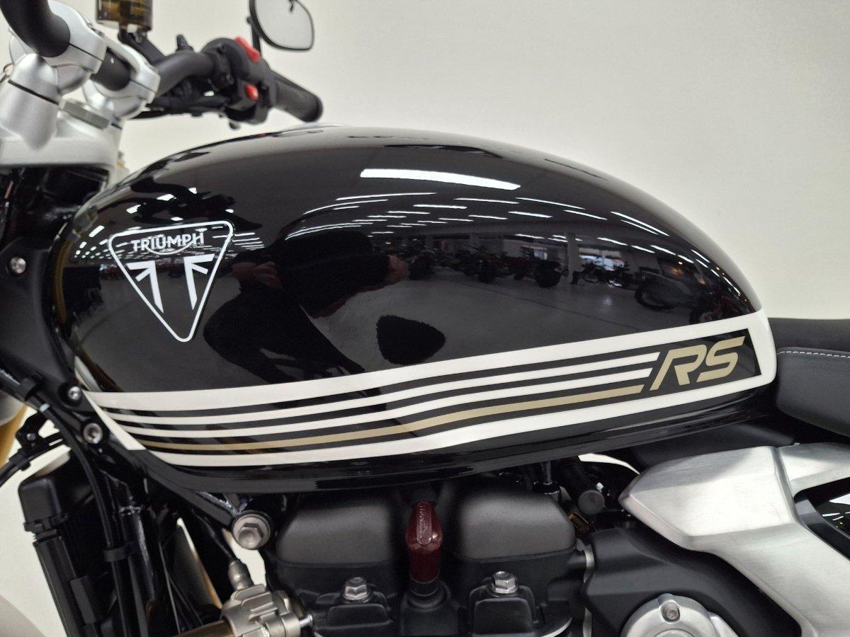 2025 TRIUMPH BONNEVILLE SPEED TWIN 1200 RS ROAD