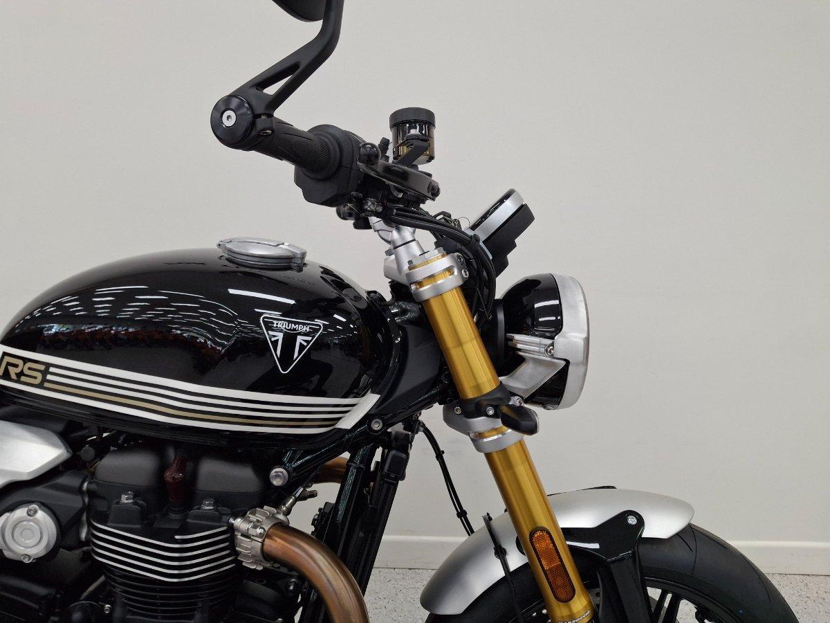 2025 TRIUMPH BONNEVILLE SPEED TWIN 1200 RS ROAD