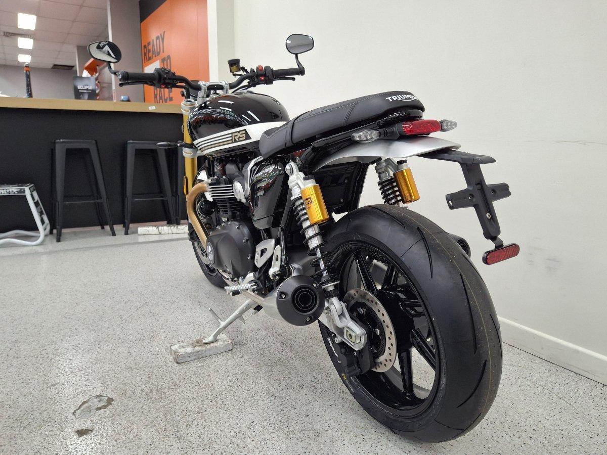 2025 TRIUMPH BONNEVILLE SPEED TWIN 1200 RS ROAD
