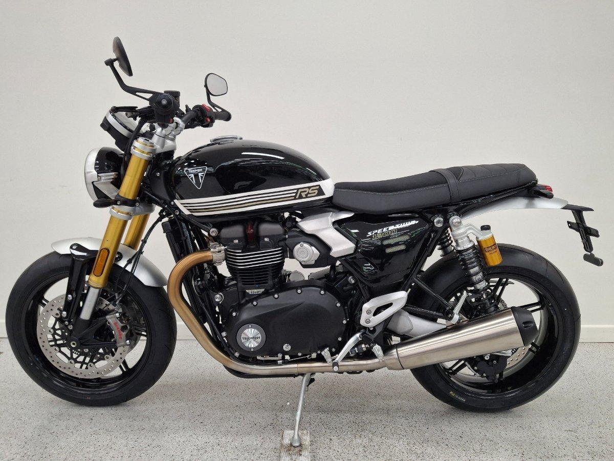 2025 TRIUMPH BONNEVILLE SPEED TWIN 1200 RS ROAD