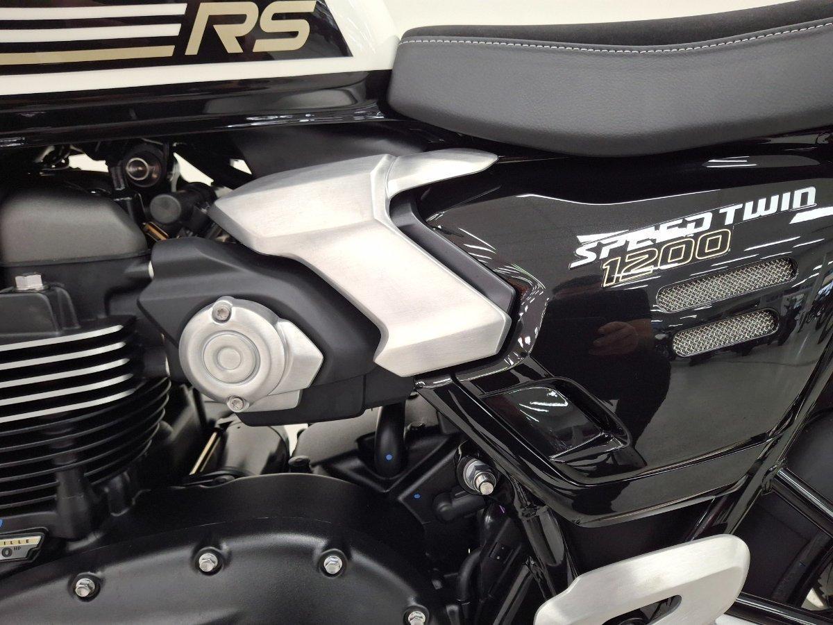 2025 TRIUMPH BONNEVILLE SPEED TWIN 1200 RS ROAD