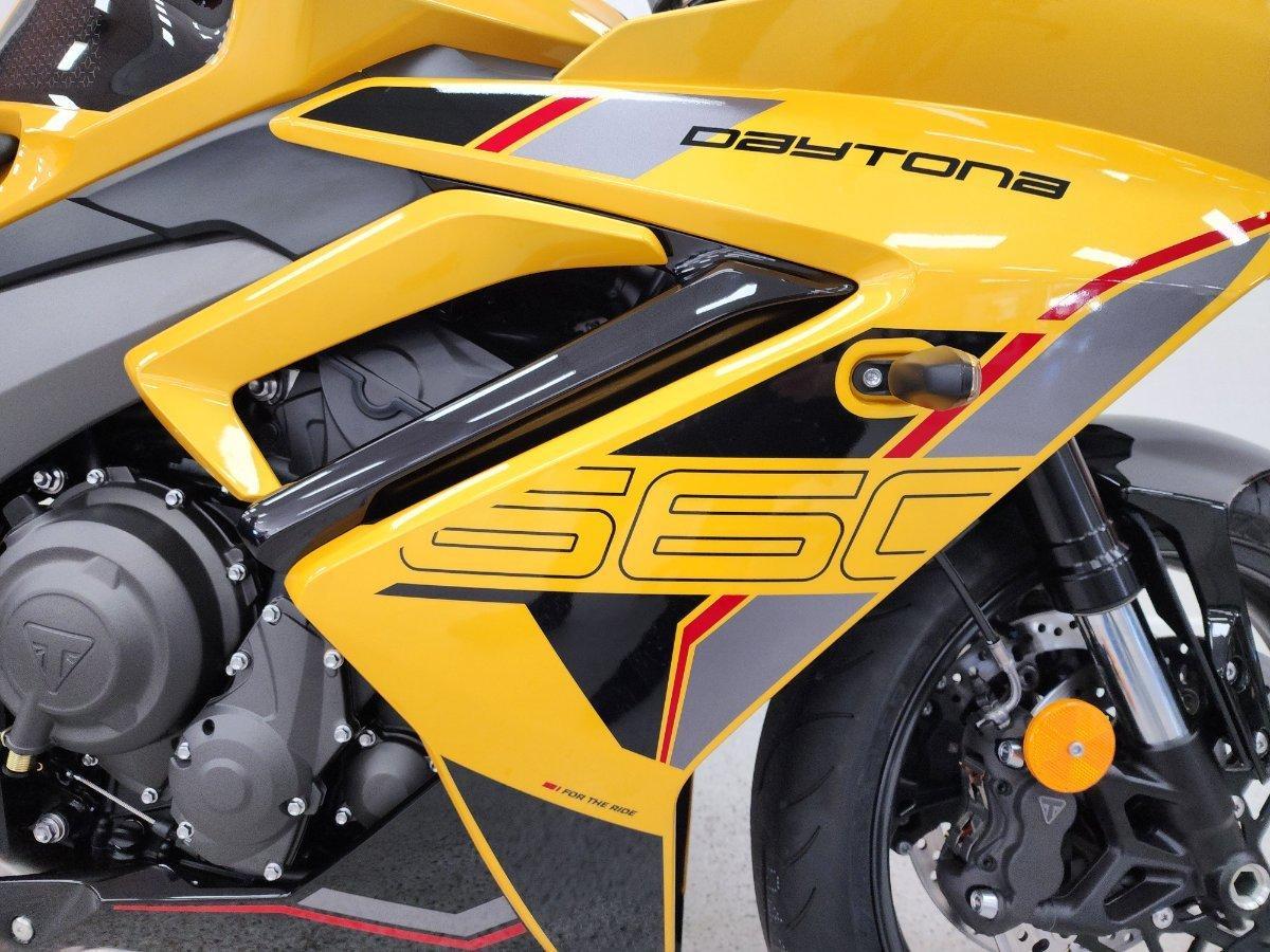 2026 TRIUMPH DAYTONA 660 (LAMS) ROAD