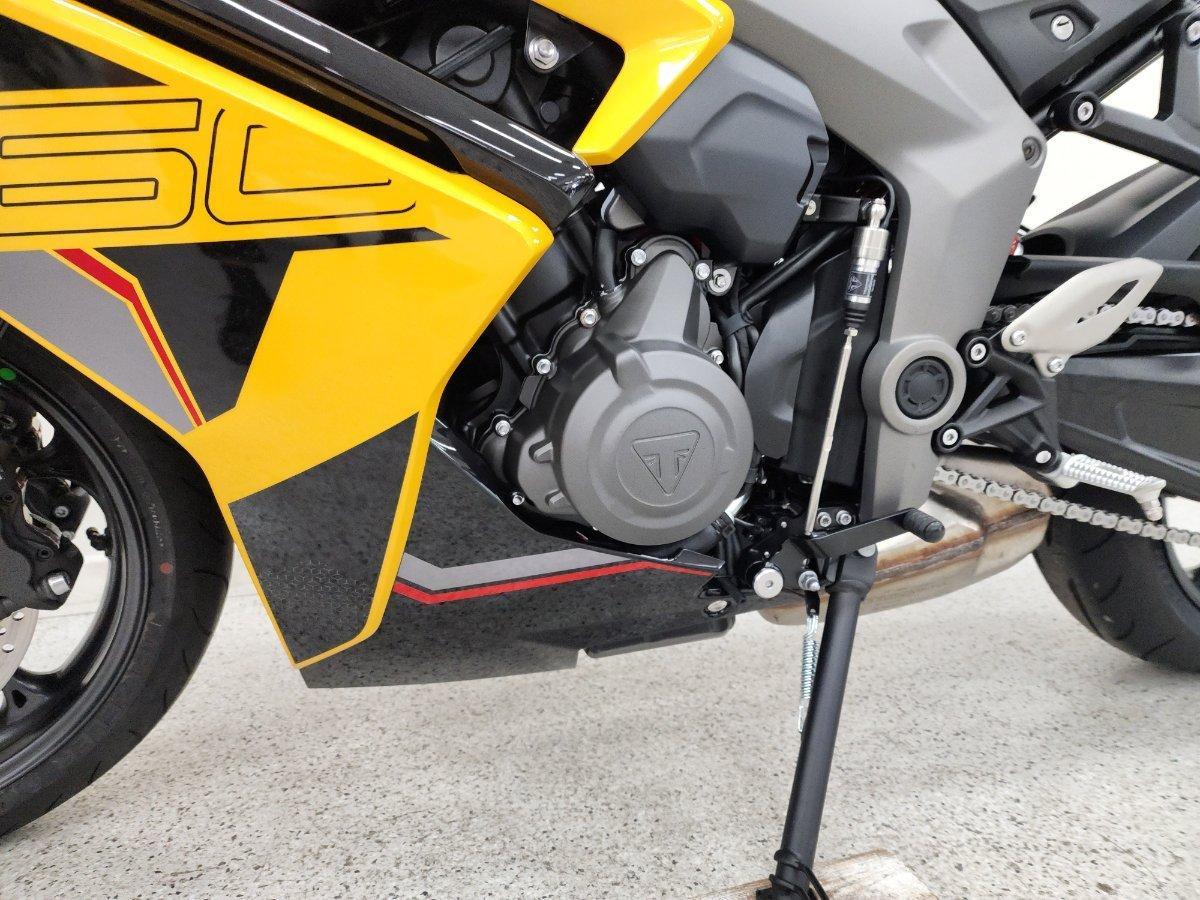 2026 TRIUMPH DAYTONA 660 (LAMS) ROAD