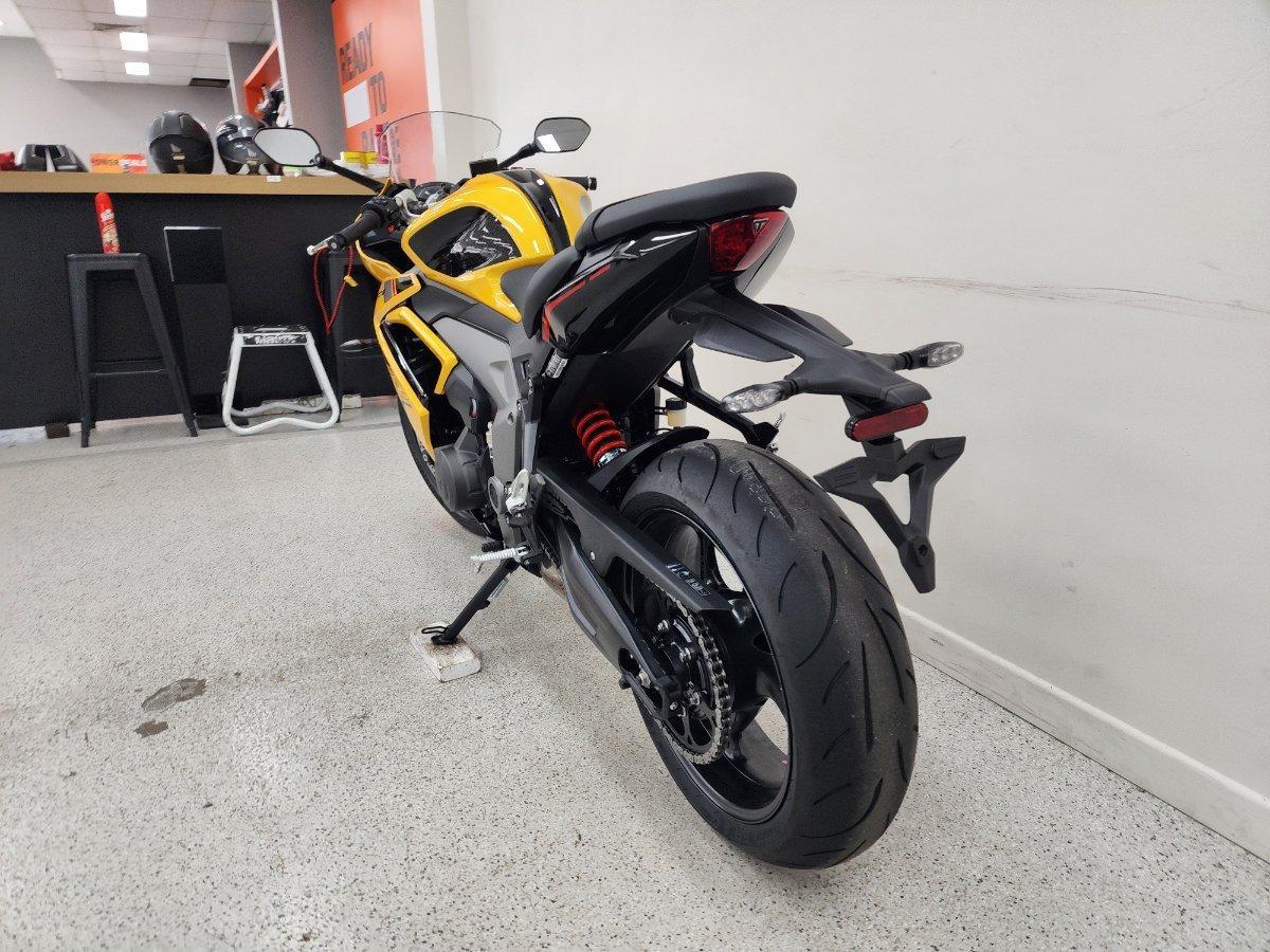 2026 TRIUMPH DAYTONA 660 (LAMS) ROAD