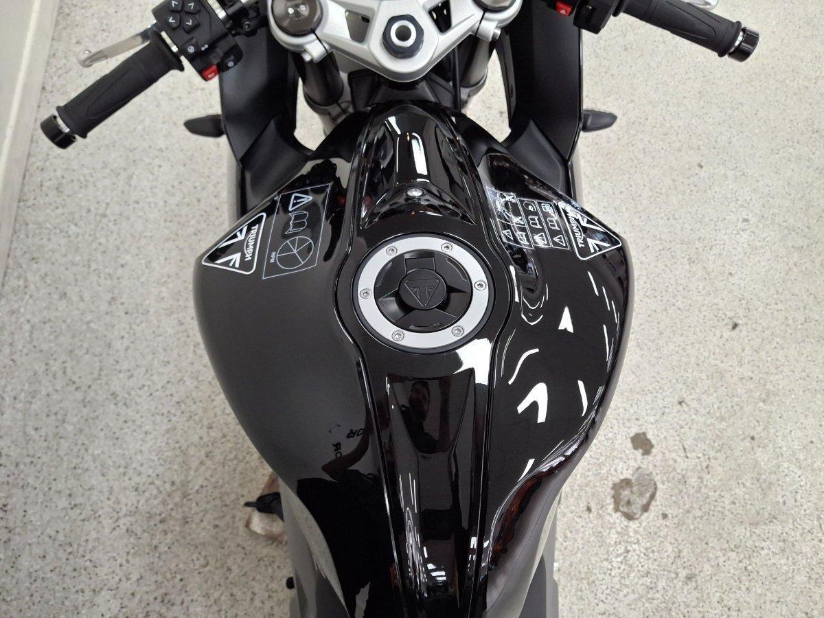 2026 TRIUMPH DAYTONA 660 (LAMS) ROAD
