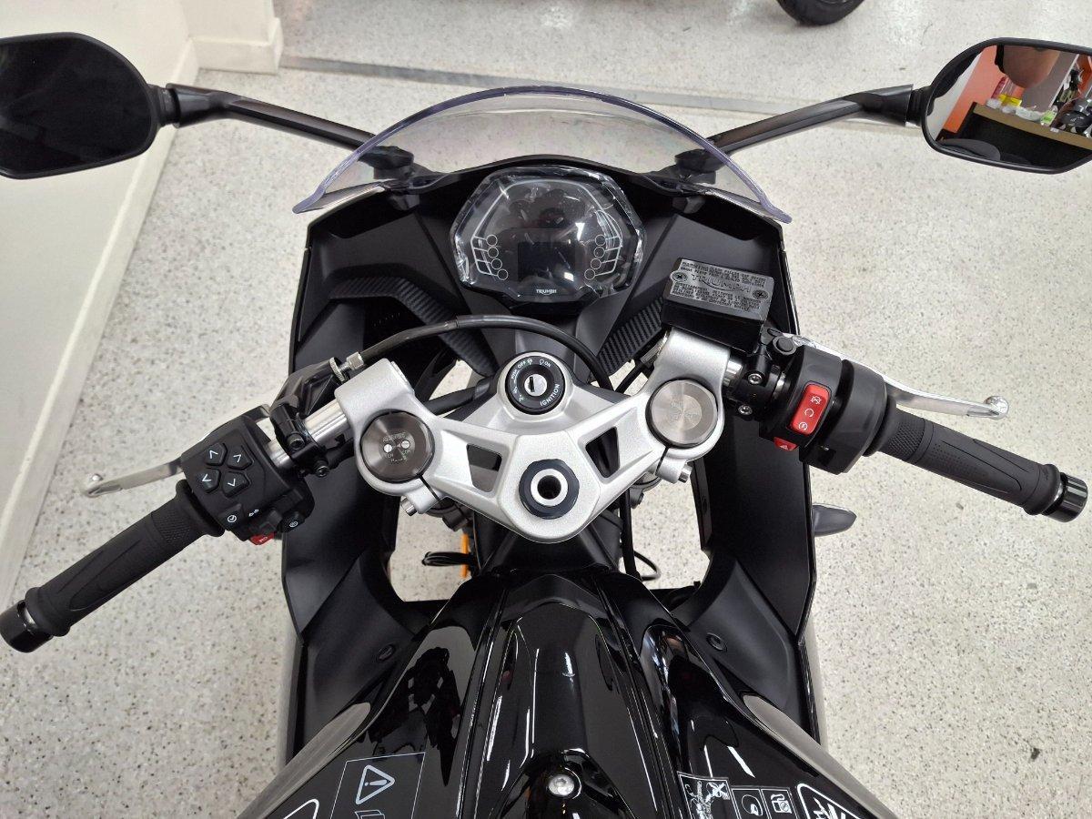 2026 TRIUMPH DAYTONA 660 (LAMS) ROAD