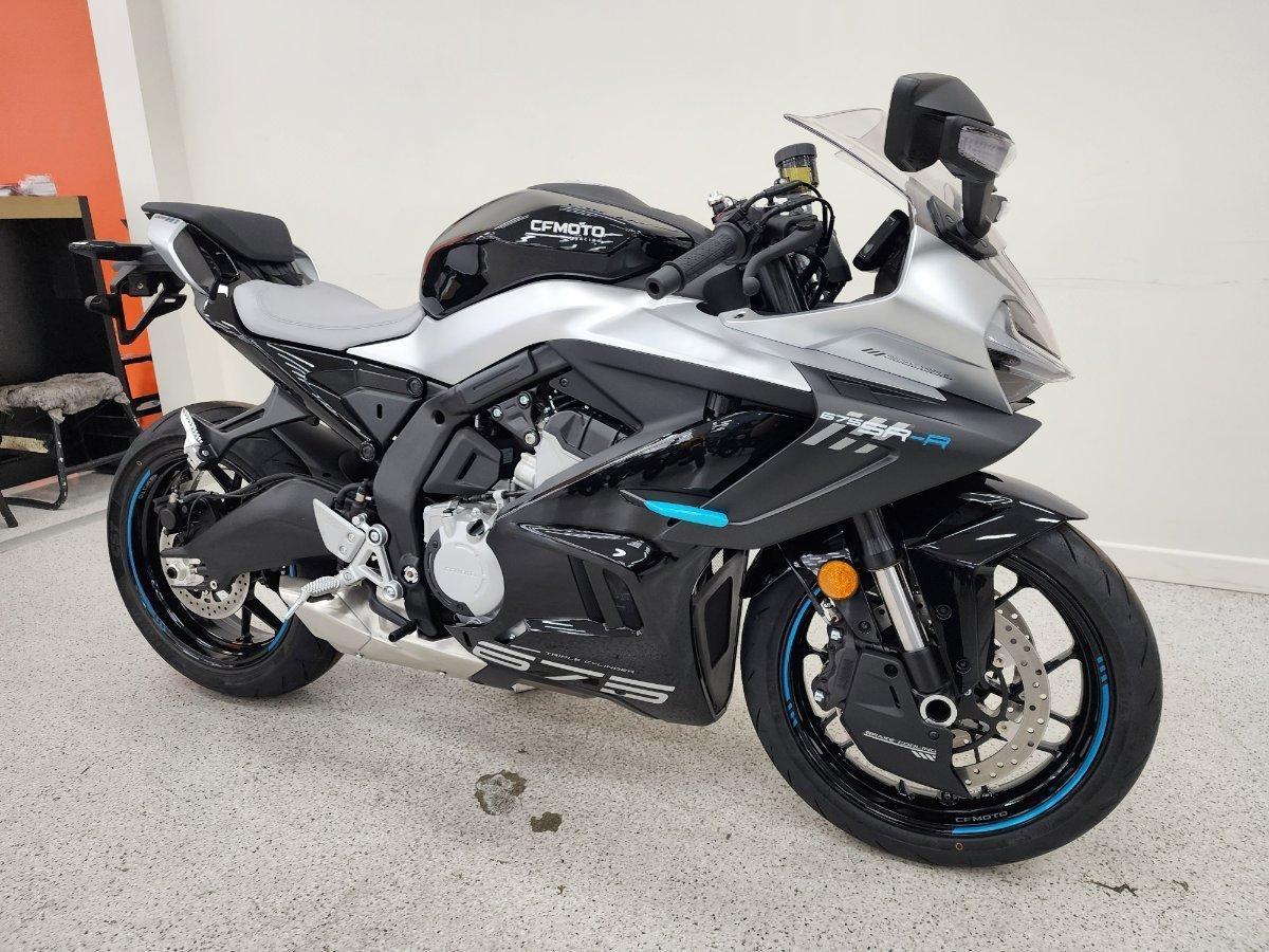 2026 CF MOTO 675 SR-R SPORTS