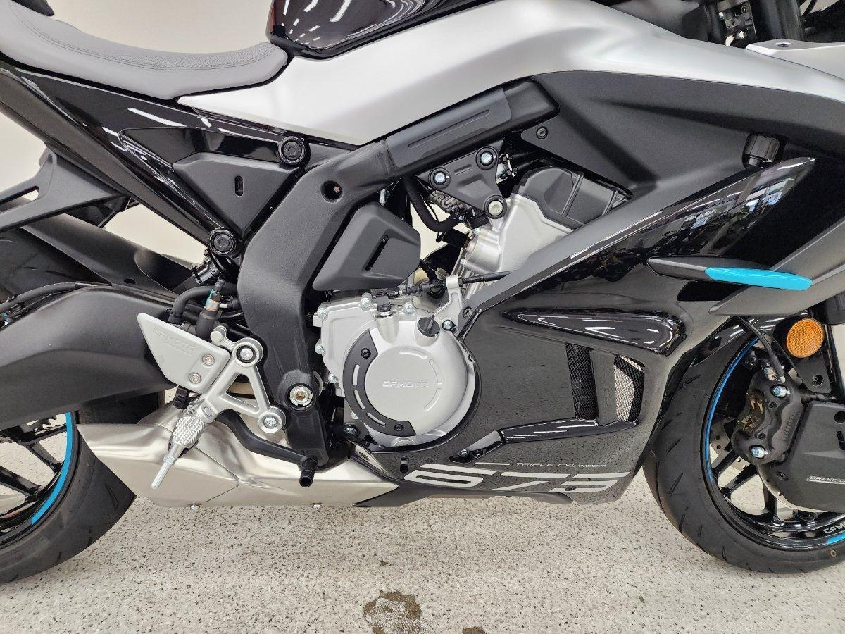 2026 CF MOTO 675 SR-R SPORTS