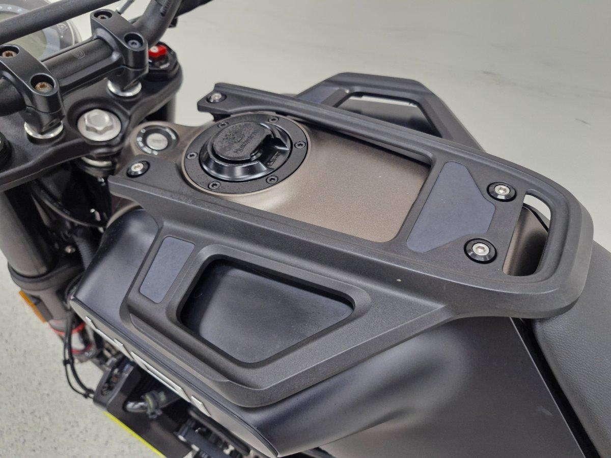2024 HUSQVARNA SVARTPILEN 401 ROAD