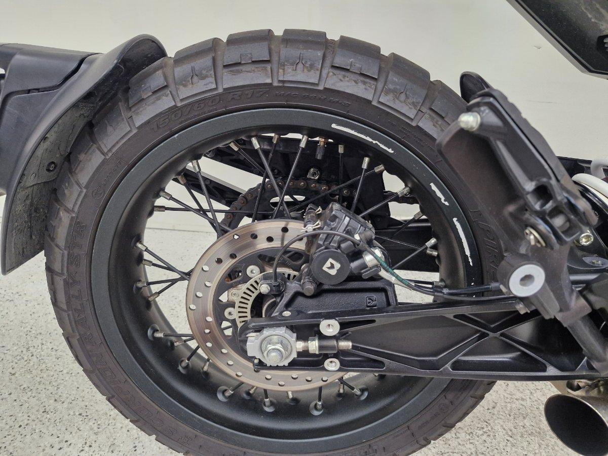 2024 HUSQVARNA SVARTPILEN 401 ROAD