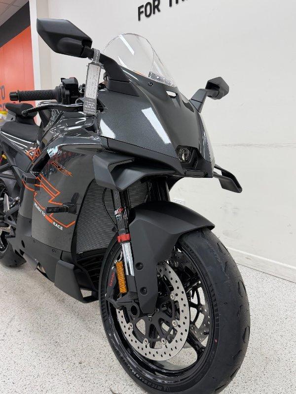 2026 KTM 990 RC R SPORTS