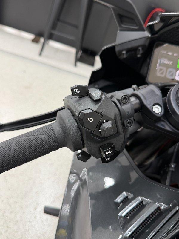 2026 KTM 990 RC R SPORTS
