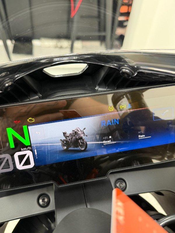 2026 KTM 990 RC R SPORTS