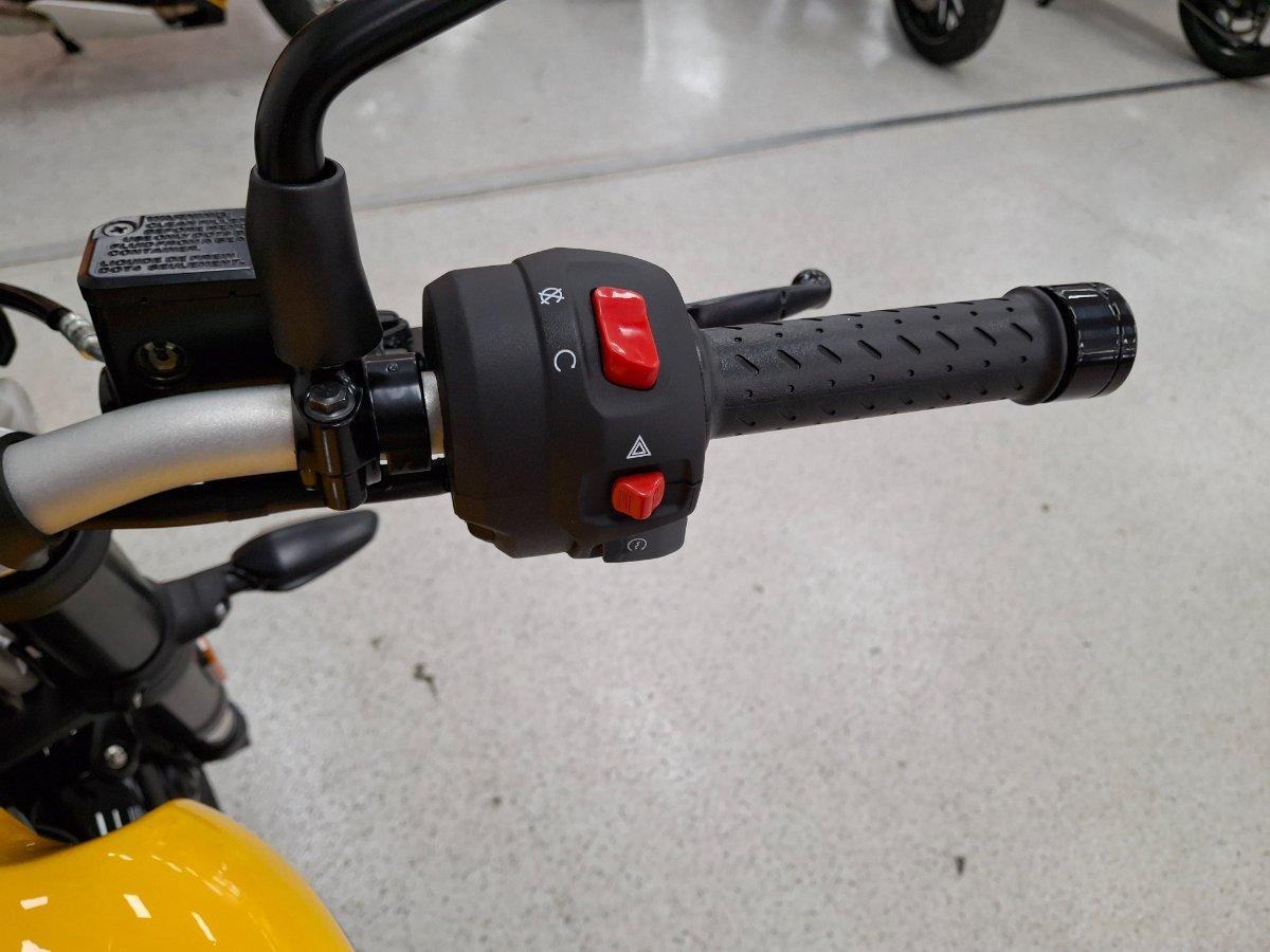 2026 TRIUMPH TRACKER 400 DUAL SPORTS
