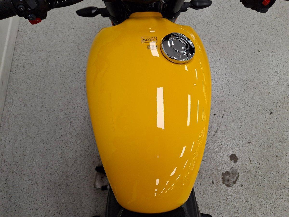 2026 TRIUMPH TRACKER 400 DUAL SPORTS