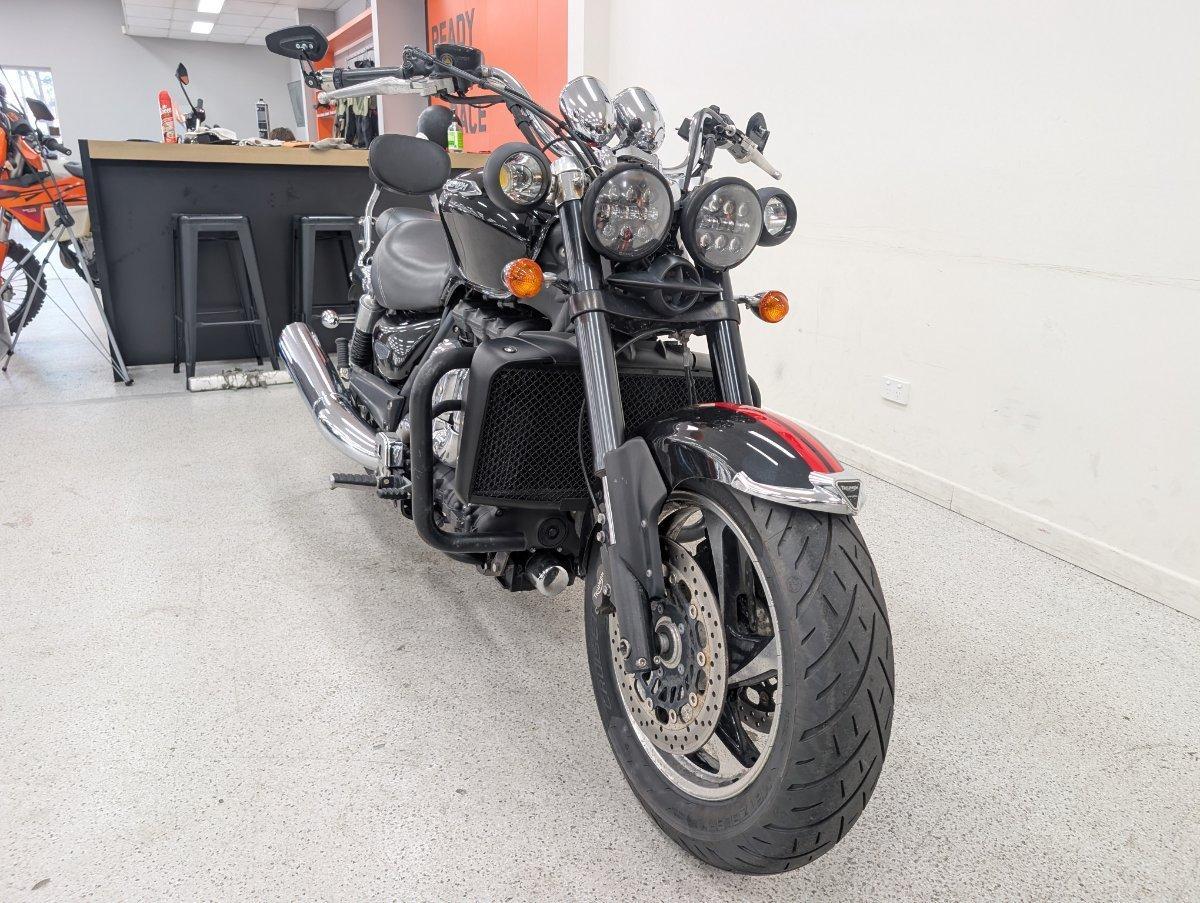 2018 TRIUMPH ROCKET III ROADSTER CRUISER