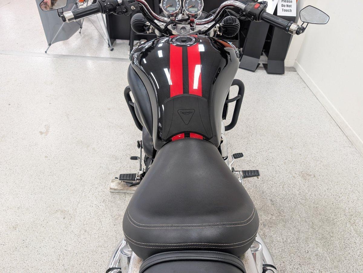 2018 TRIUMPH ROCKET III ROADSTER CRUISER