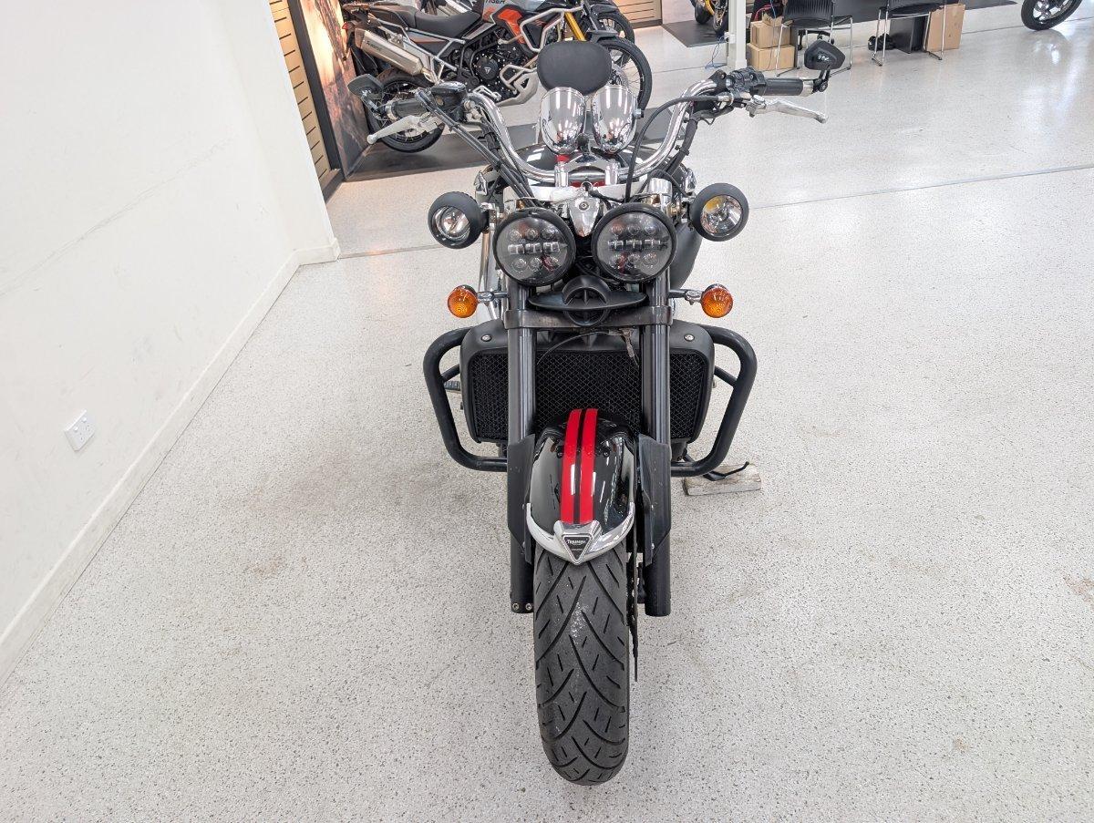2018 TRIUMPH ROCKET III ROADSTER CRUISER