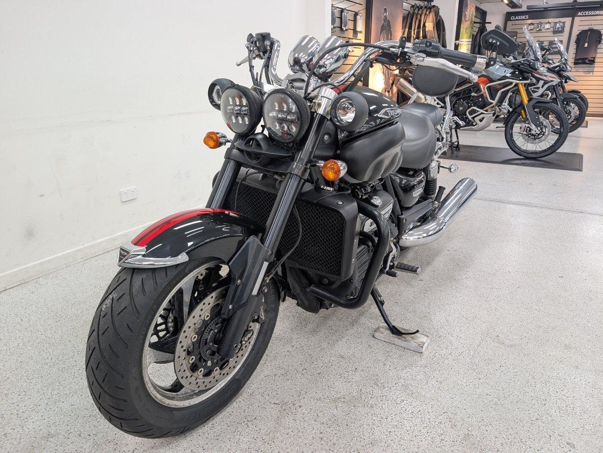 2018 TRIUMPH ROCKET III ROADSTER CRUISER