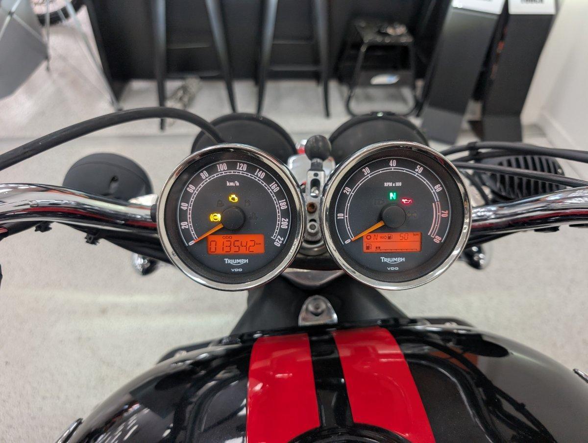 2018 TRIUMPH ROCKET III ROADSTER CRUISER