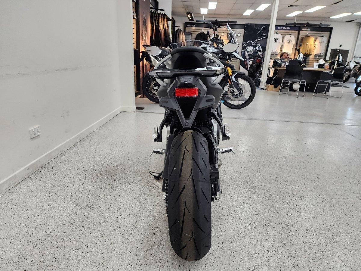 2026 CF MOTO 675 SR-R SPORTS