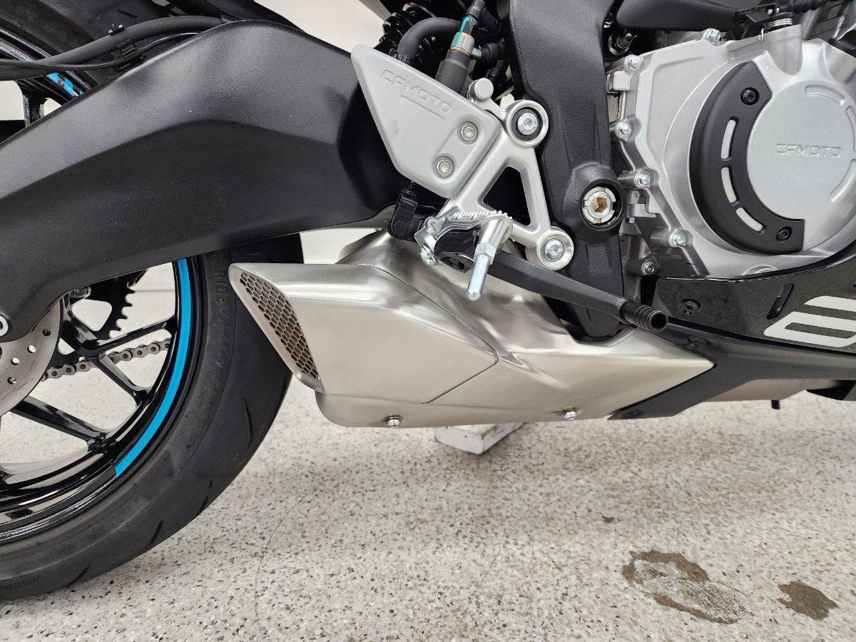 2026 CF MOTO 675 SR-R SPORTS