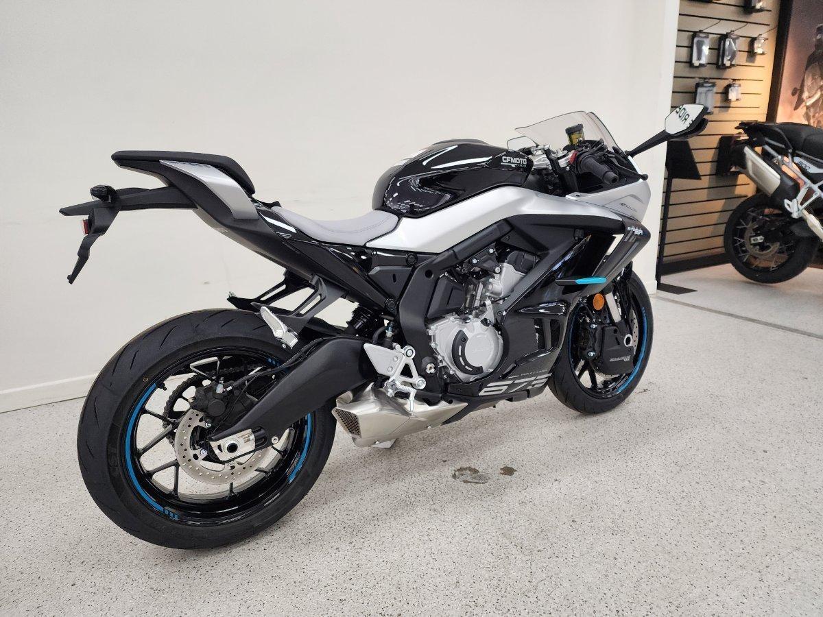 2026 CF MOTO 675 SR-R SPORTS